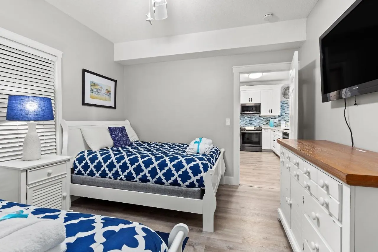 Beautiful Ocean Views! 2-Bedroom, 2-Bathroom! Resort Pools! Panama City Beach 0*,  USA