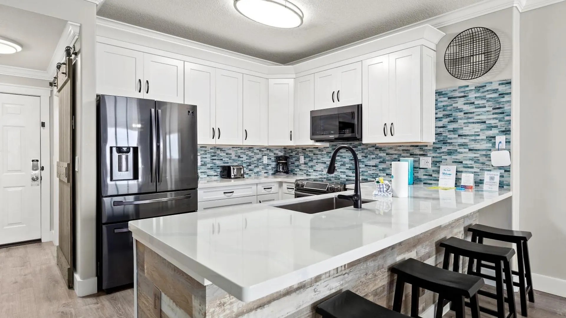 Beautiful Ocean Views! 2-Bedroom, 2-Bathroom! Resort Pools! Panama City Beach 0*,  USA