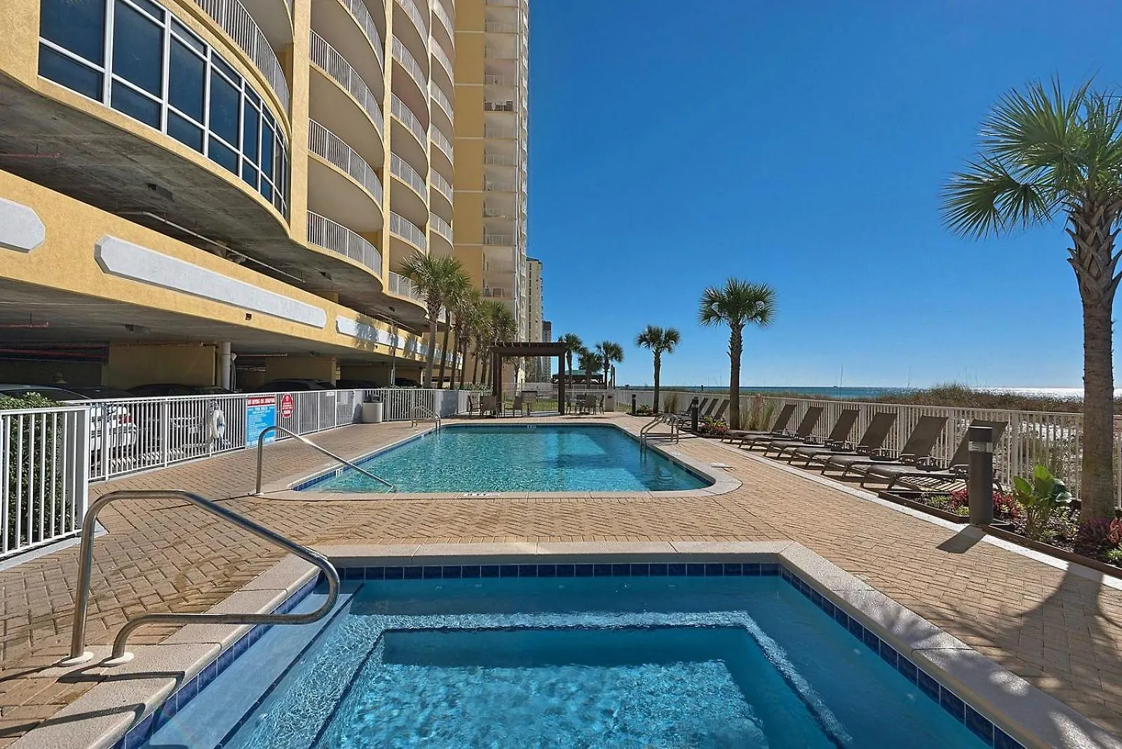 Beautiful Ocean Views! 2-Bedroom, 2-Bathroom! Resort Pools! Panama City Beach 0*,  USA